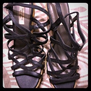 Vera wang wedge only tried on. New never worn out